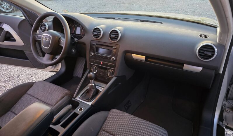 
								Audi A3 Sportback 2.0 TDI пълно									