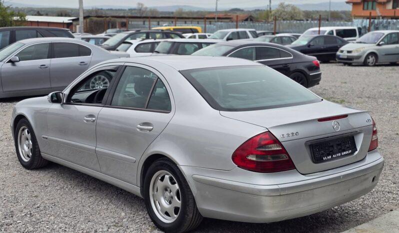 
								🚗💎 Mercedes E220 CDI | 150 к.с. | 2003г. – Комфорт и надеждност! 💎🚗 пълно									
