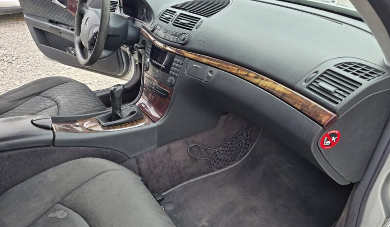
								🚗💎 Mercedes E220 CDI | 150 к.с. | 2003г. – Комфорт и надеждност! 💎🚗 пълно									
