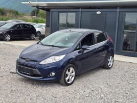 Ford Fiesta TITANIUM 10/2011г 1.4i бензин газов инжекцион 97 коня