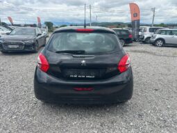 
										Peugeot 208 1.2i бензин 90 коня 2013г 135.000км! пълно									