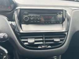 
										Peugeot 208 1.2i бензин 90 коня 2013г 135.000км! пълно									