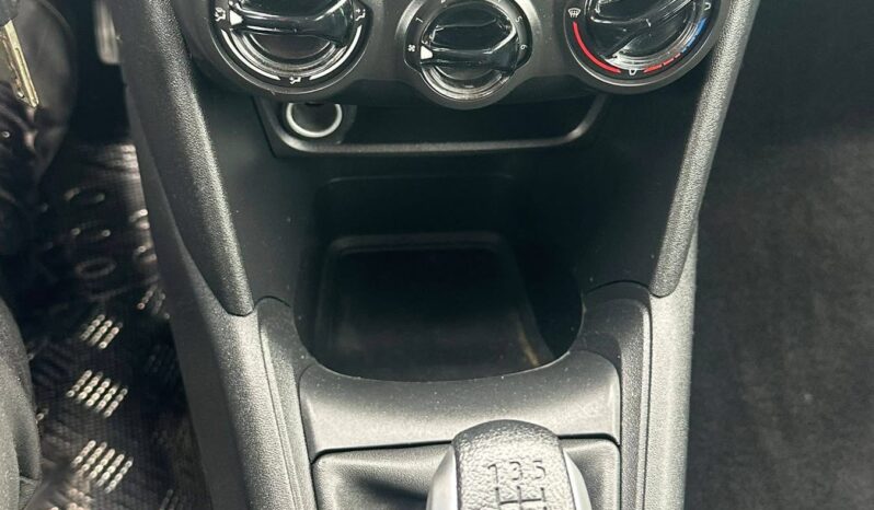
								Peugeot 208 1.2i бензин 90 коня 2013г 135.000км! пълно									