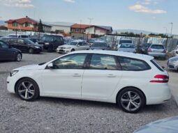 
										Peugeot 308 1.6d 99k 2016g. пълно									