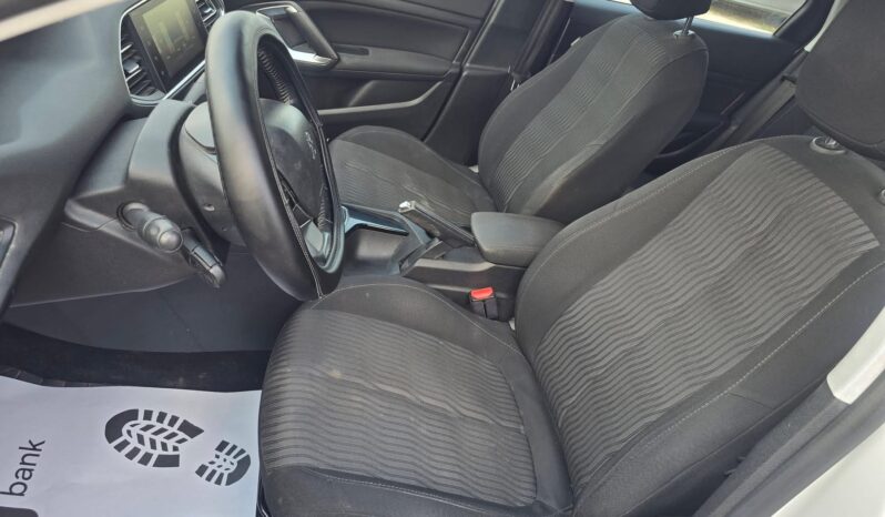 
								Peugeot 308 1.6d 99k 2016g. пълно									