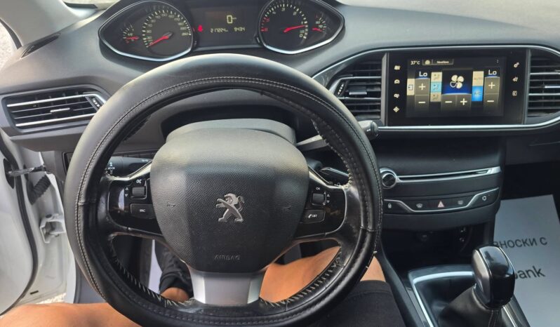 
								Peugeot 308 1.6d 99k 2016g. пълно									