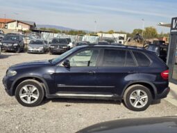 Bmw x5 3.0d 235k 2009г.