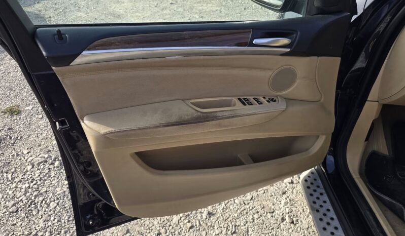 
								Bmw x5 3.0d 235k 2009г. пълно									