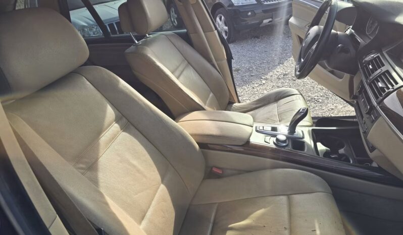 
								Bmw x5 3.0d 235k 2009г. пълно									